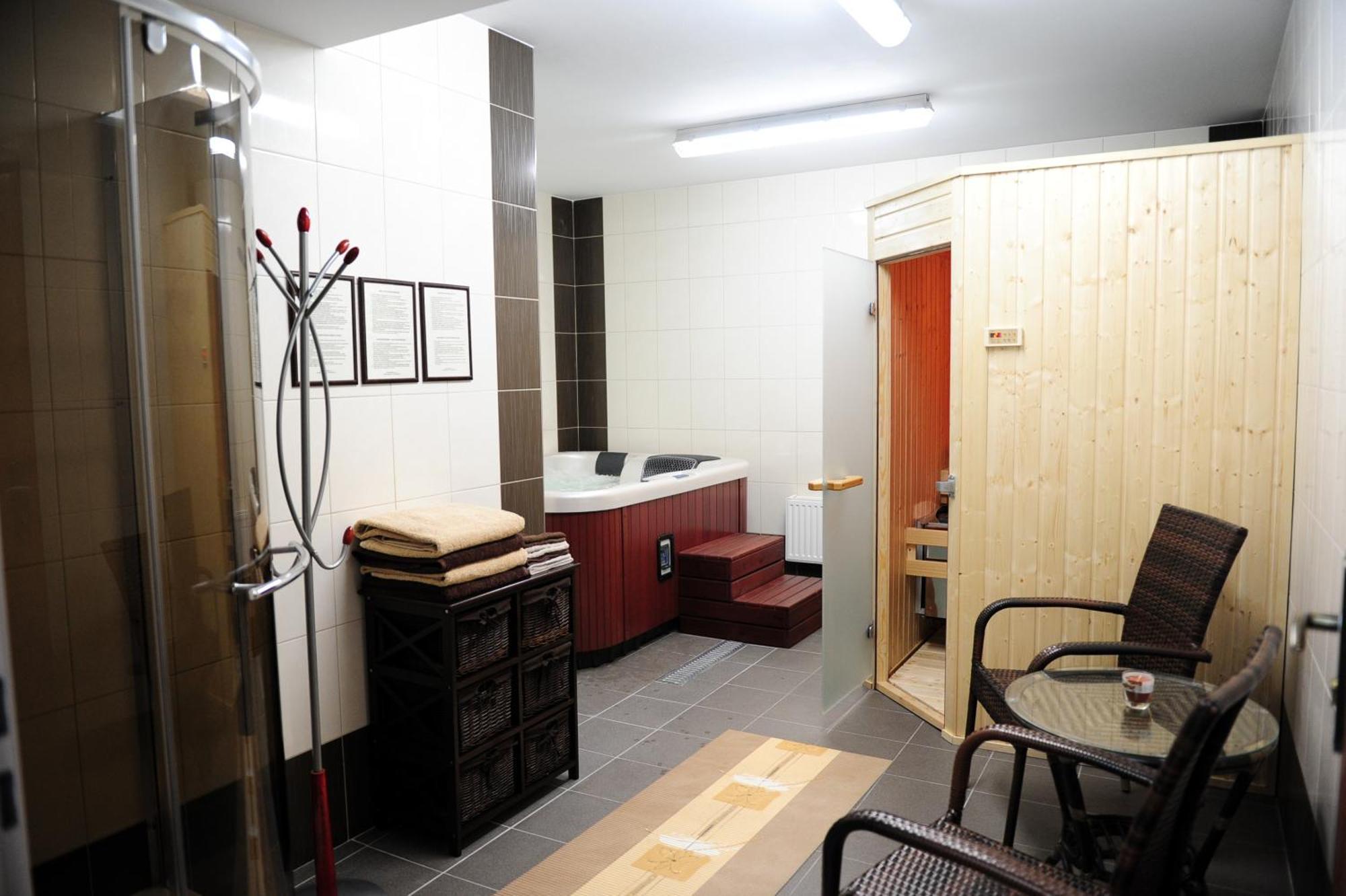Hotel Maxim Kwidzyn Luaran gambar