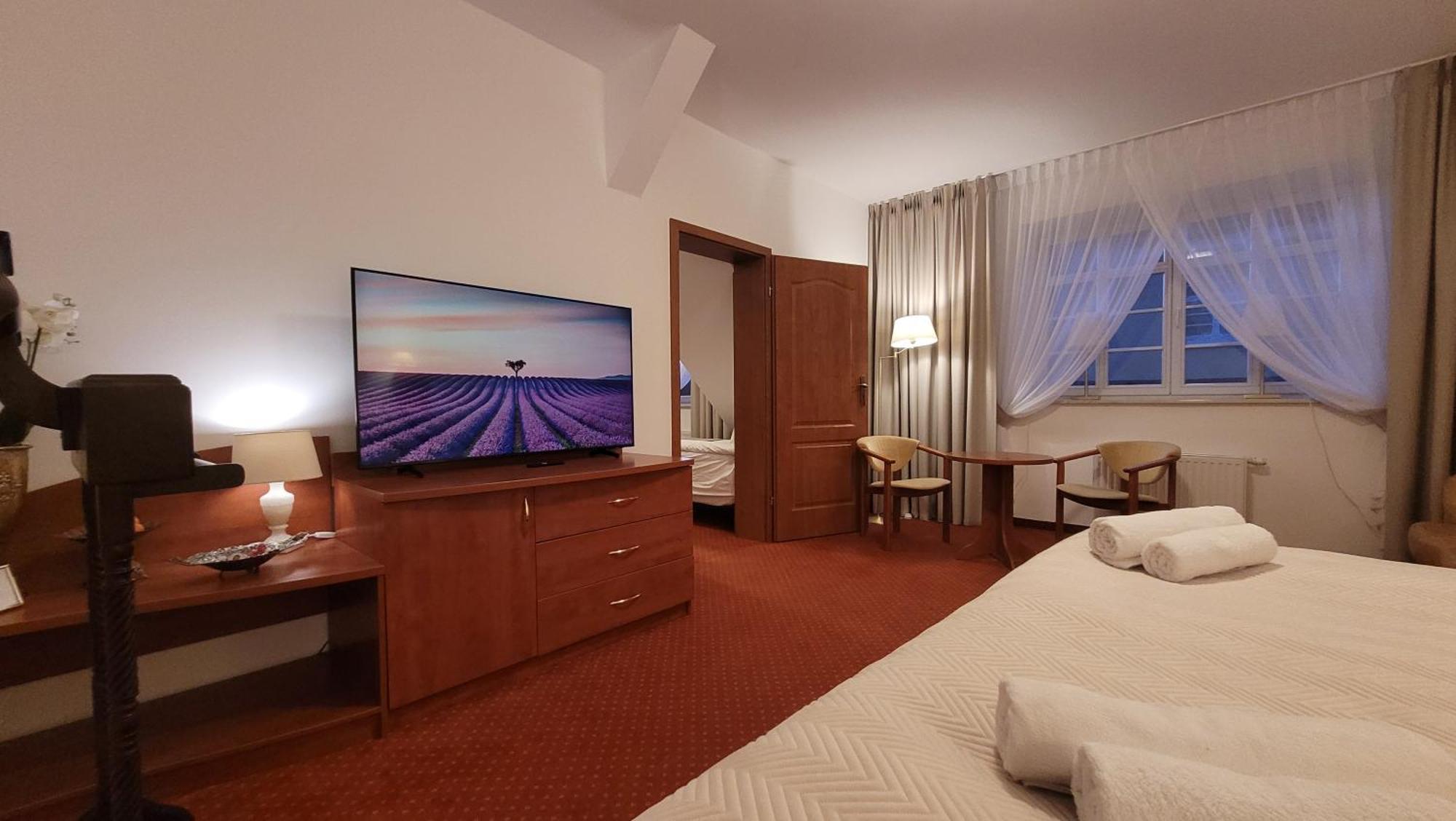 Hotel Maxim Kwidzyn Luaran gambar