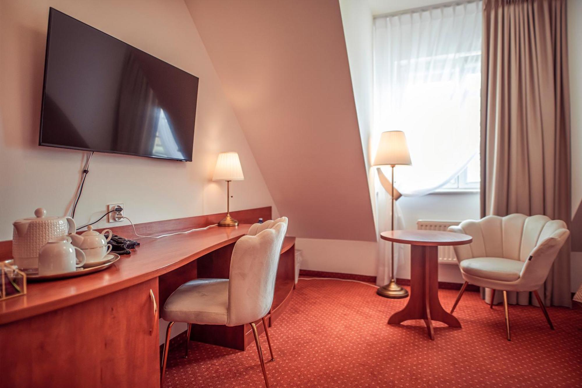 Hotel Maxim Kwidzyn Luaran gambar