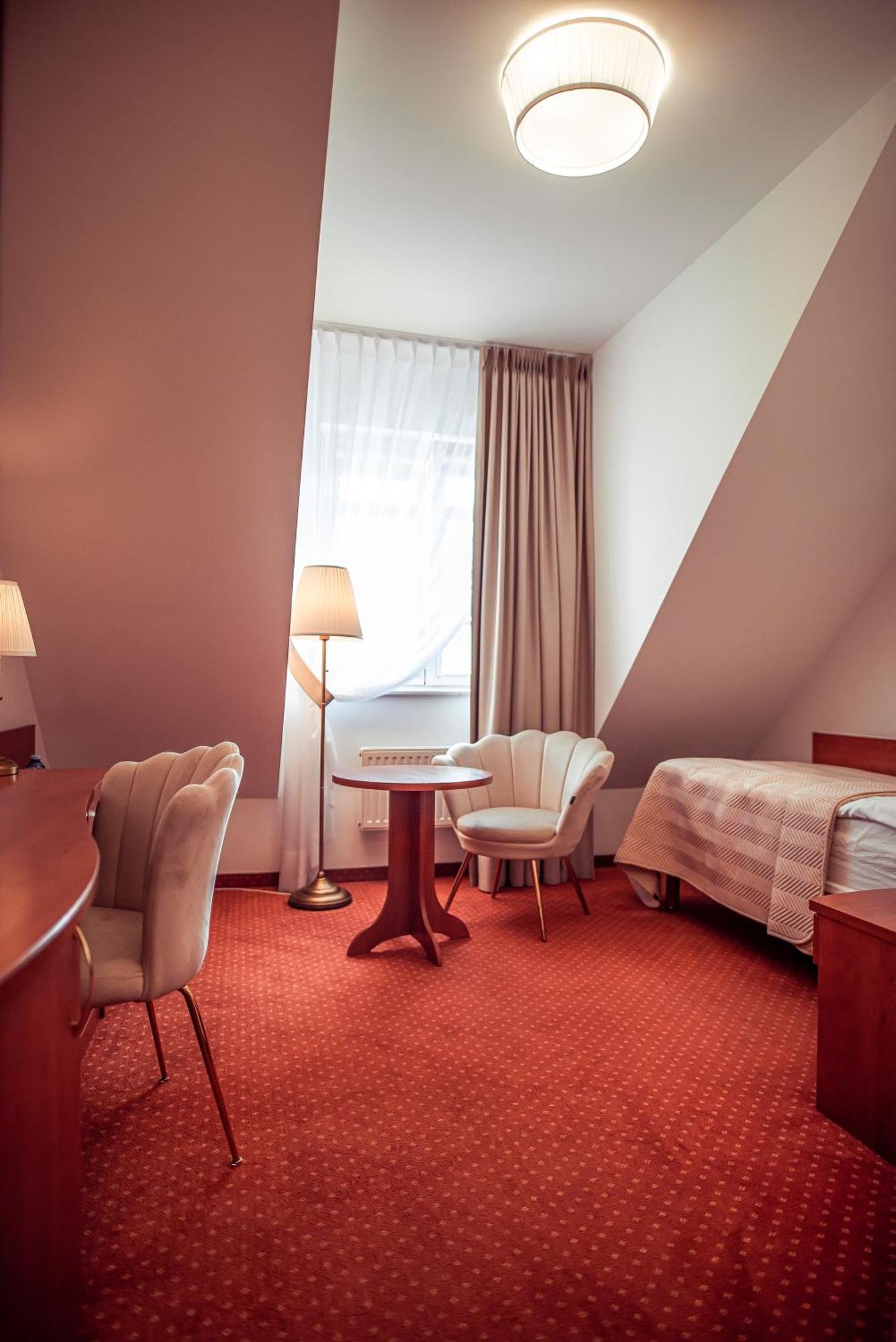 Hotel Maxim Kwidzyn Luaran gambar